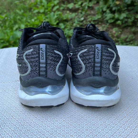 {ASICS} Women’s Gel-Cumulus 22 Running Sneakers - Picture 4 of 11